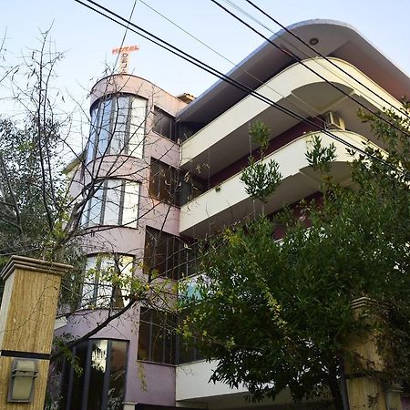 Hotel Deja تيرانا المظهر الخارجي الصورة