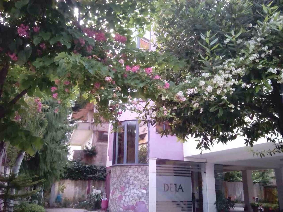 Hotel Deja تيرانا المظهر الخارجي الصورة